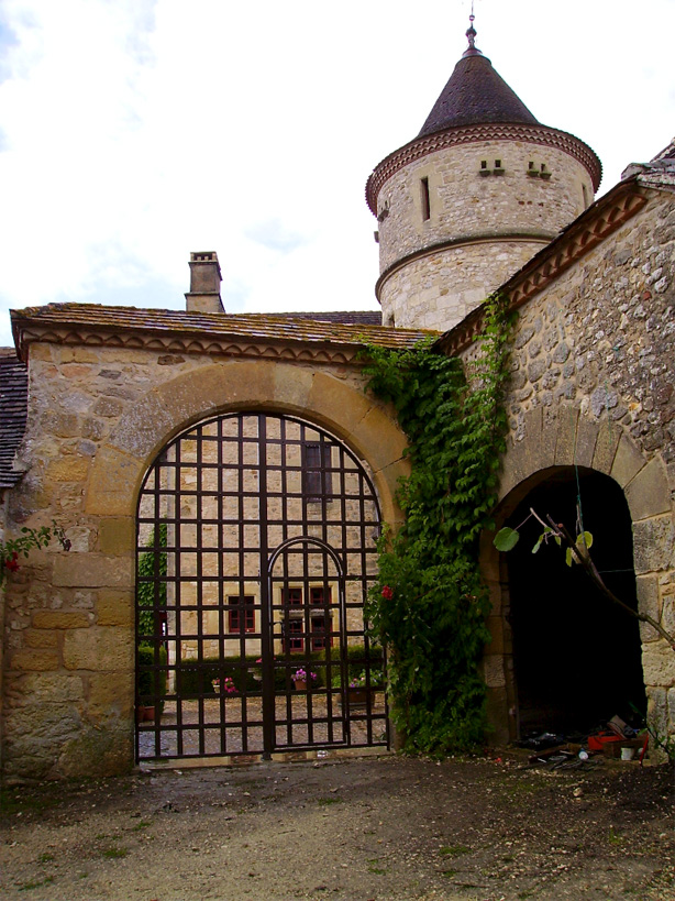 Château gates for a small french castel